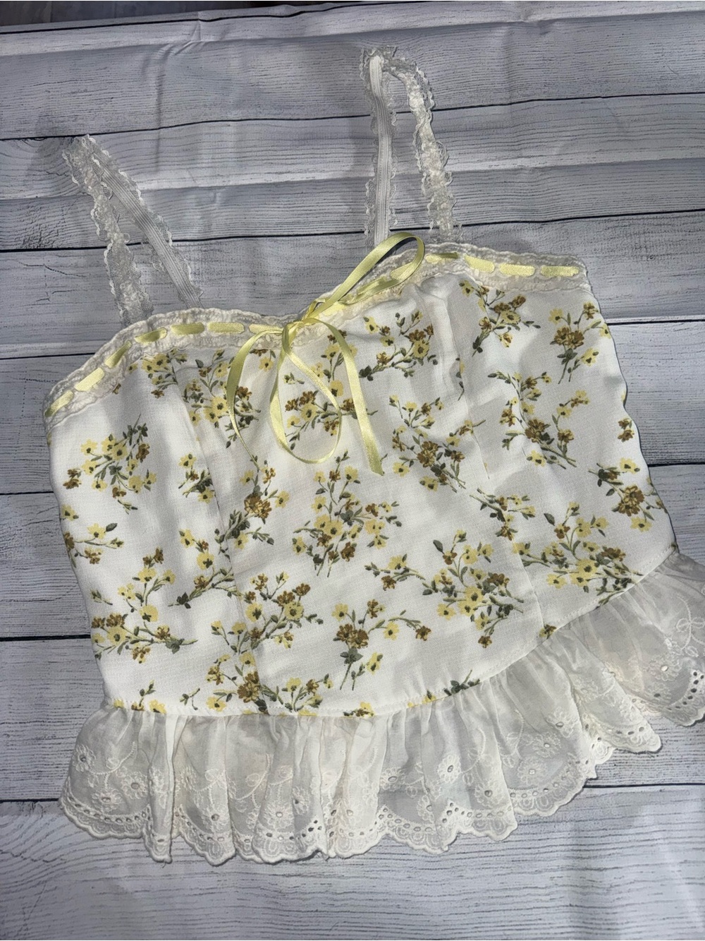 Floral Lace-Trim White & Yellow Cropped Top size S